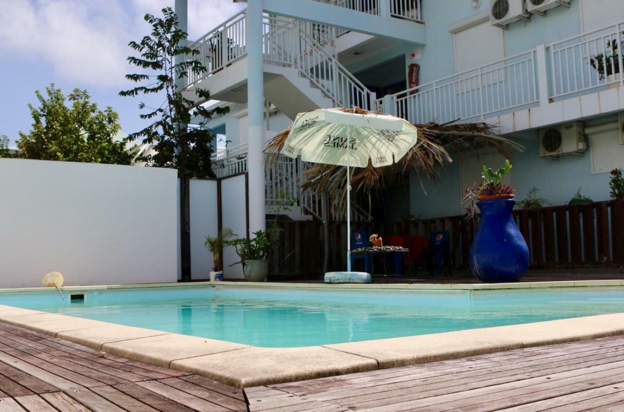 Bed & Breakfast 6 Suites Piscine Et Plage Pointe Faulaル・ヴォクラン エクステリア 写真