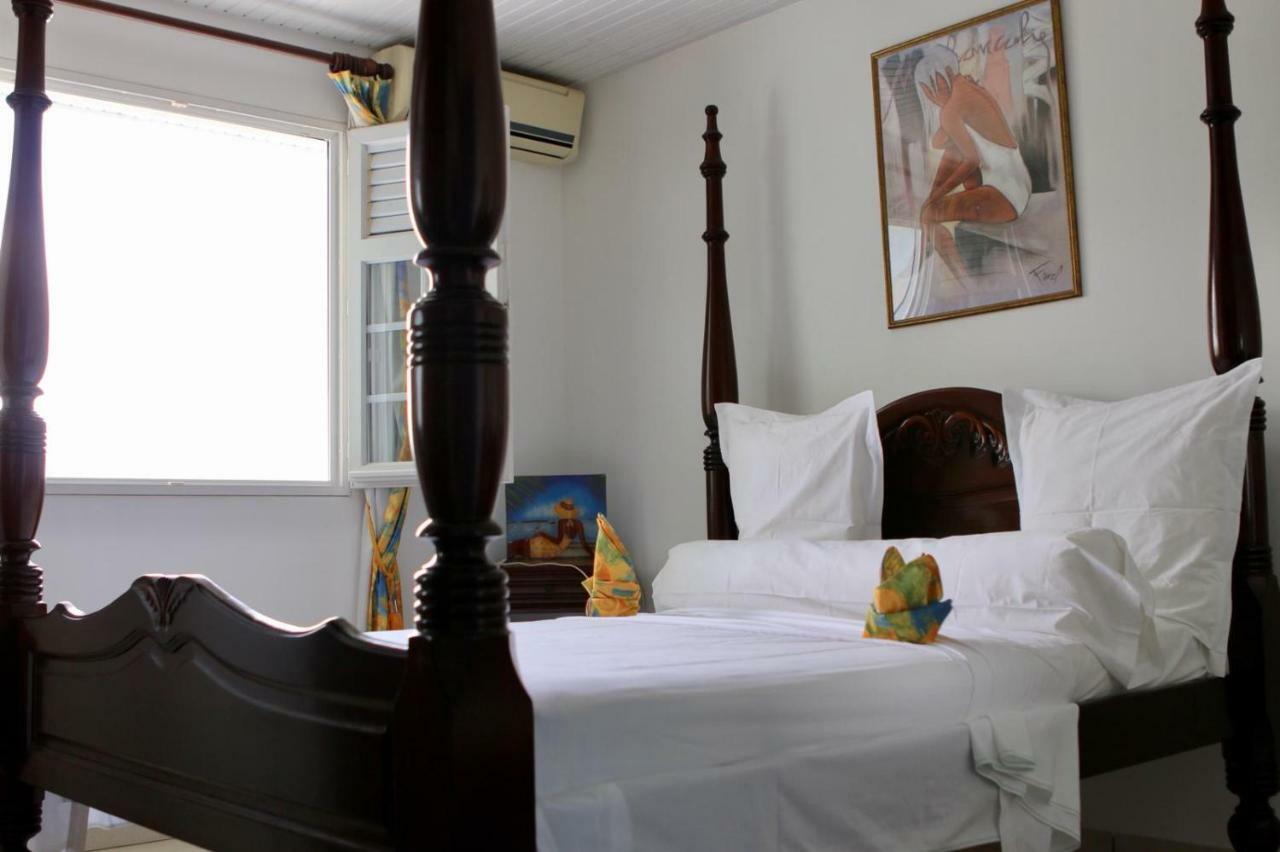 Bed & Breakfast 6 Suites Piscine Et Plage Pointe Faulaル・ヴォクラン エクステリア 写真