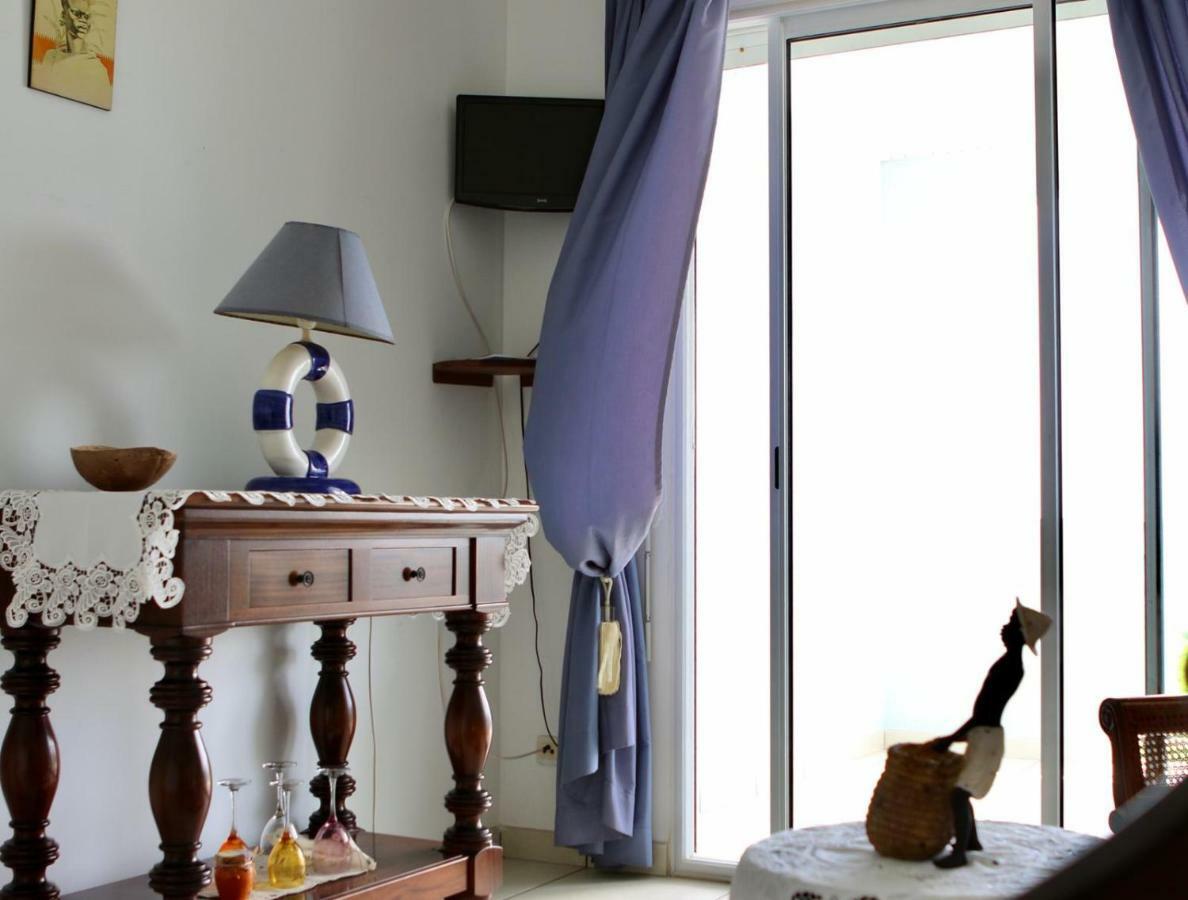 Bed & Breakfast 6 Suites Piscine Et Plage Pointe Faulaル・ヴォクラン エクステリア 写真